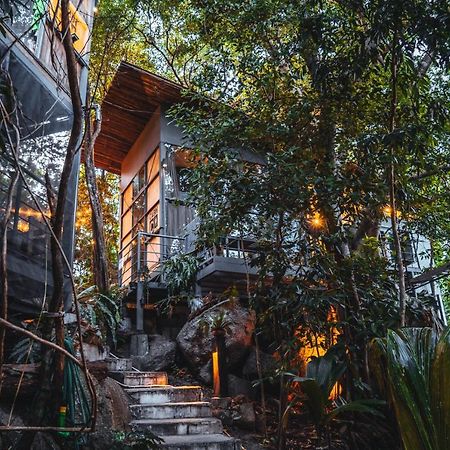 Warehouse Hostel Ko Tao Buitenkant foto
