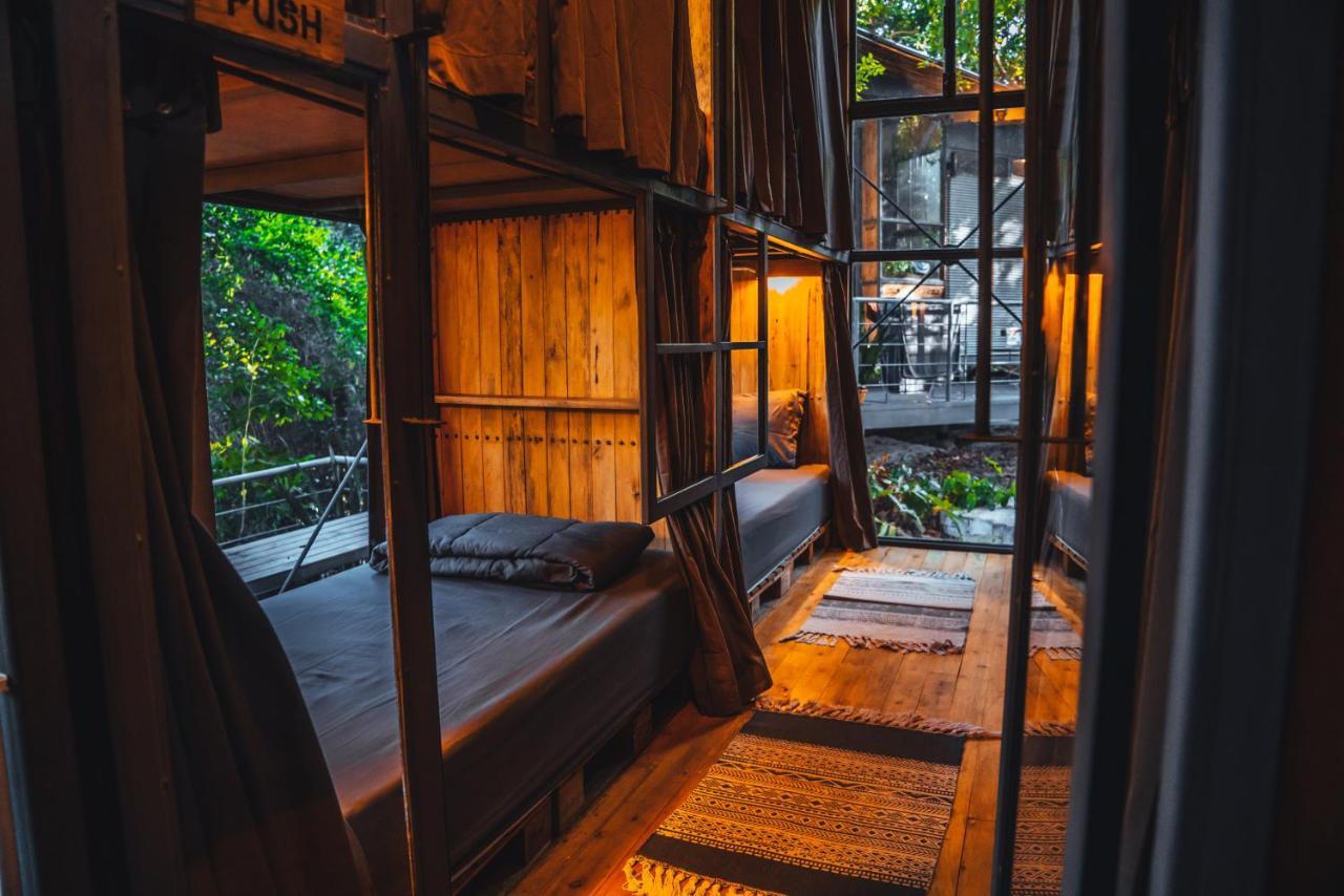 Warehouse Hostel Ko Tao Buitenkant foto
